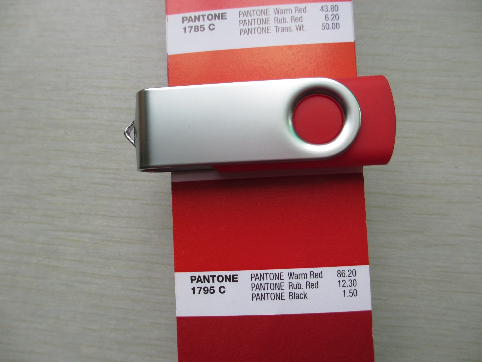 swivel -A Flash drive,OEM custom logo drive - Image 9